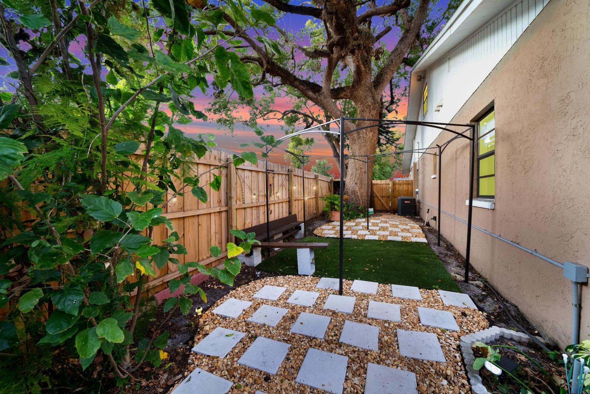 Zen Jungle House By Busch Gardens Sleeps 12 With Outdoor Games & Detached Play Space! Tampa Exteriér fotografie